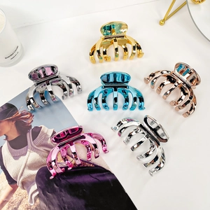 Large Hair Claw Clip Metallic Glossy PS Plastic Geometric Shark Clips Strong Grip Retro Headwear For Women