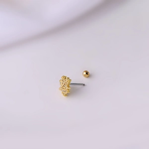 Golden maple leaf cartilage stud with crystal inlay and 0.8mm titanium steel screw ball back