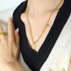 Stainless Steel Necklace Gold Plated Double Layer Asymmetric Paperclip Curb Chain Square Plaque Heart Pendant Fashion Accessory