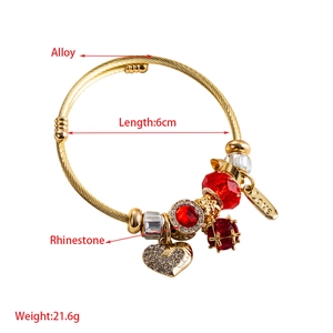 Golden alloy heart charm bracelet with red crystal beads and rhinestone love pendant