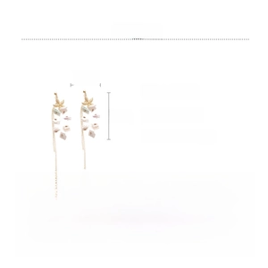Detail view of starfish fringe earrings with dimensions and alloy material specs