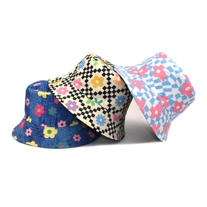 Bucket Hat Reversible Polyester Floral Print Checkerboard Wide Brim Sun Protection Fashionable Summer Outdoor Women