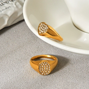 Bague Chevalière En Acier Inoxydable Cœur Rond Pavé De Zircons Doré Bijoux Géométriques De Luxe Vintage Pour Femme