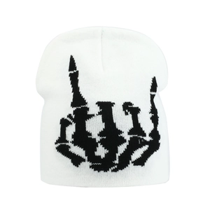 Bonnet en tricot blanc avec motif graffiti noir pour la chaleur hivernale et le style urbain