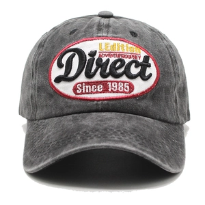 Casquette de baseball vintage grise en coton lavé avec écusson brodé et visière courbée
