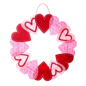 Couronne de cœurs en feutre rouge et rose pour décoration de porte de la Saint-Valentin