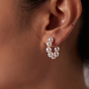 18K gold plated stainless steel C-shape earrings with elegant large white pearls