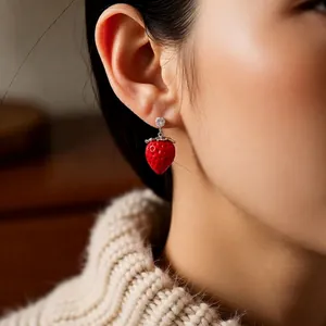 Exquisite zircon strawberry pendant earrings and necklace set with a vintage aesthetic