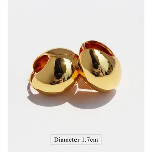 Minimalist 24k gold-plated 1.7cm oval stud earrings with a polished mirror finish