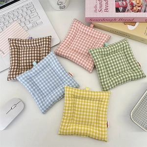 Sous-verre Rembourré en Coton Gingham Style Coréen Ins Tapis en Tissu Résistant à la Chaleur pour Table à Manger Carré Minimaliste