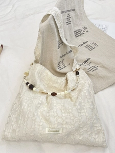 Sac à main en dentelle blanche de style français avec fleurs 3D et anse perlée