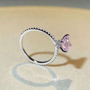 S925 sterling silver ring with 2 carat pink ice flower cut zircon and side stones
