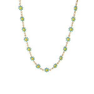 Detailaufnahme der 18K vergoldeten Edelstahlkette mit blauen Gänseblümchen-Anhängern