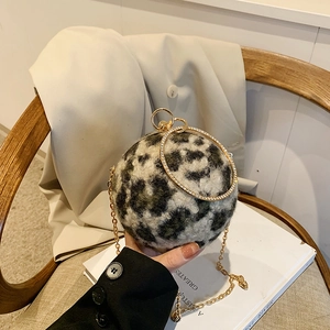 Mini spherical leopard plush crossbody bag with golden chain and ring handle