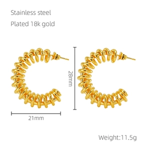 Detail of 18k gold plated stainless steel C-shaped spiral hoop earrings with size specs