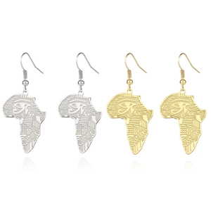 Détails des boucles d'oreilles carte de l'Afrique en or et argent avec oeil d'Horus