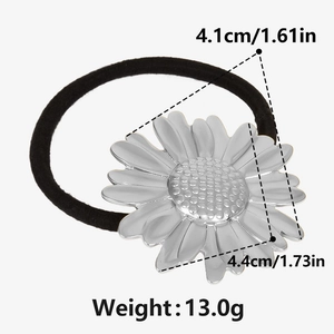 Detailed size chart of daisy hair tie showing flower dimensions and 13g weight specs