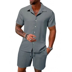 Men's summer casual two-piece shirt and shorts set in grey with vertical pleated texture
