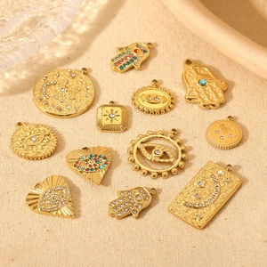 Ciondoli Acciaio Inossidabile Placcato Oro 18K Zircone Malocchio Mano Fatima Luna Stella Impermeabile Gioielli DIY Moda