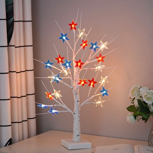 LED Birke Lampe mit bunten roten blauen und weißen Sternen für Weihnachtsdeko