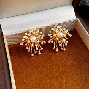 18k gold plated firework stud earrings with sparkling pearls and zircon accents