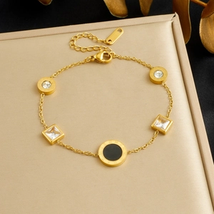 Roman Numeral Round Pendant Stainless Steel Bracelet Square Zircon Inlay Gold Plated Elegant Korean Fashion Jewelry
