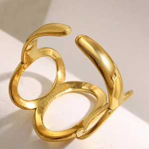 Bague ouverte multicouche plaquée or 18K avec design croisé évidé et finition polie