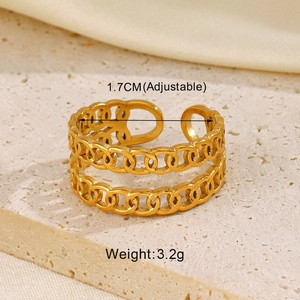 Detail of gold double-layer chain ring showing 1.7cm diameter and 3.2g weight specs