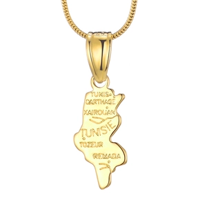 Dettaglio del ciondolo mappa della Tunisia placcato oro 18K con nomi di città incisi