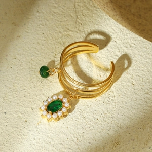 French vintage stainless steel open ring with natural green stone and pearl pendant