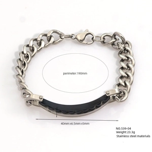 Macro detail of stainless steel chain bracelet showing 190mm perimeter and black curved bar