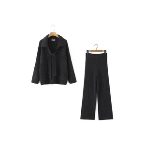 Damen Strickset in Dunkelgrau mit Reverskragen-Pullover und weiter Strickhose