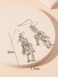 Silver skeleton dangle earrings for Halloween, 5cm height and 1.7cm width detail view