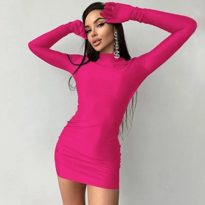 Vestito Mini Aderente Manica Lunga Con Guanti Integrati Collo Lupetto Tinta Unita Clubwear Per Donna