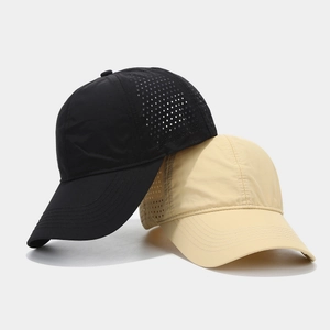 Quick-dry breathable baseball caps for men and women in black and beige colors