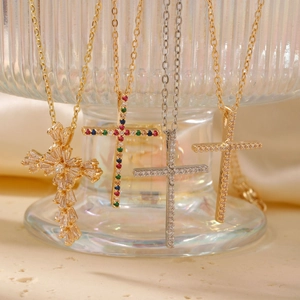Fashion Zirconia Cross Pendant Necklace For Women Gold Silver Plated Copper Chain Inlaid Rhinestone Religious Necklaces Jewelry Gift