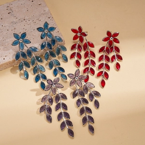 Retro crystal flower leaf tassel earrings in blue, red, and purple with a vintage finish