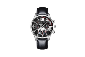 Détail de la montre de sport pour hommes avec cadran chronographe noir et boîtier argenté