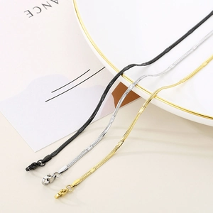 Collana a catena piatta a serpente in acciaio inox oro argento e nero con chiusura a moschettone