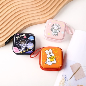 Set quadratische Astronauten-Blech-Geldbörsen in Schwarz, Rosa, Orange mit Kordeln