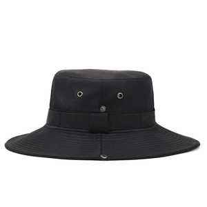 Chapeau de soleil noir à bord large avec évents et boutons-pression pour la randonnée