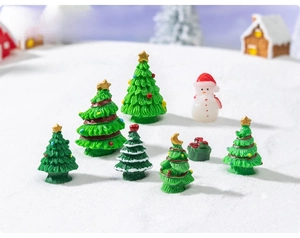 Miniature resin Christmas trees and snowman set for festive micro landscape decor