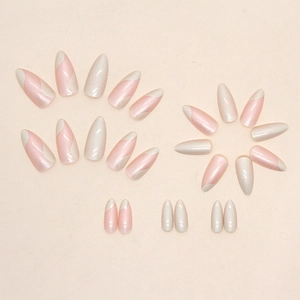 Unghie mandorla aurora effetto perla, set unghie a pressione rosa e bianco con onde