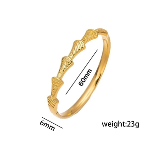 Luxurious gold fan-shaped titanium steel bangle 60mm diameter 6mm width 23g weight