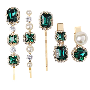 5-piece vintage hair clip set with emerald gems, pearls and rhinestones on gold base