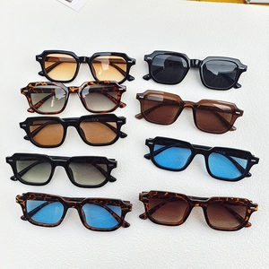 Retro Square Frame Sunglasses UV400 Protection Fashion Streetwear PC Frame Resin Lens For Women Men Lightweight