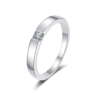 Minimalist S925 sterling silver ring with princess cut moissanite on white background