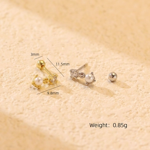 Elegant S925 silver pearl stud earrings with sparkling cubic zirconia and dimensions