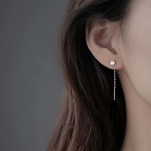 Élégantes boucles d'oreilles pendantes en argent S925 avec perles sur chaîne minimaliste
