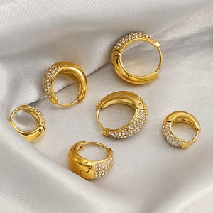 Boucles D'oreilles Créoles Huggie Acier Inoxydable Plaqué Or 18K Micro Pavé Strass Bijoux De Mode Luxe Pour Femmes